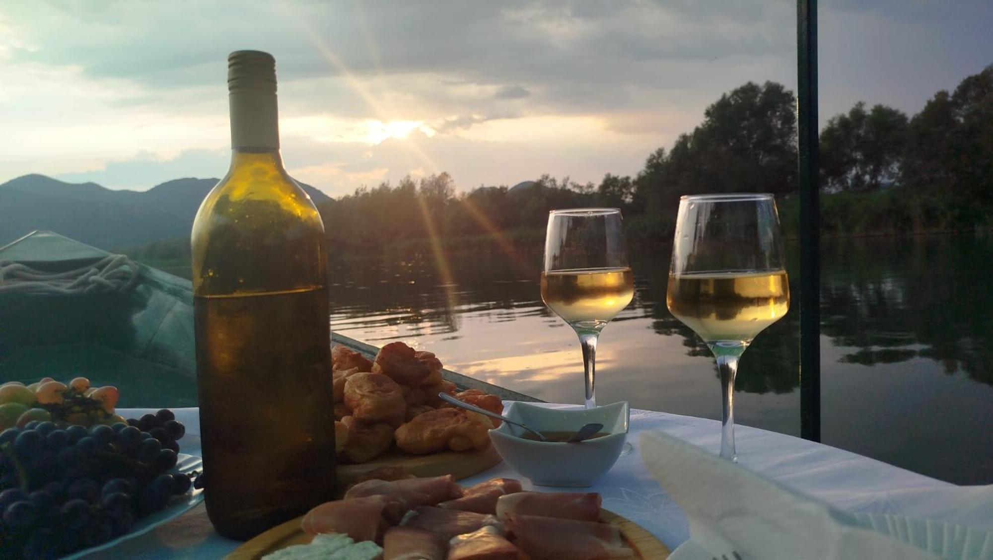 Apartment Dapcevic Skadar Lake Vranjina Екстериор снимка